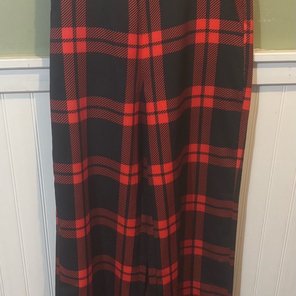 Wide Leg Plaid Pants - Black & Red